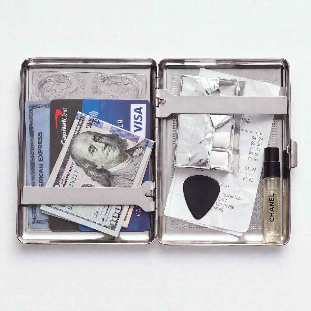 The passage Case